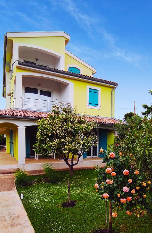 Apartman Mendula Premantura Εξωτερικό φωτογραφία