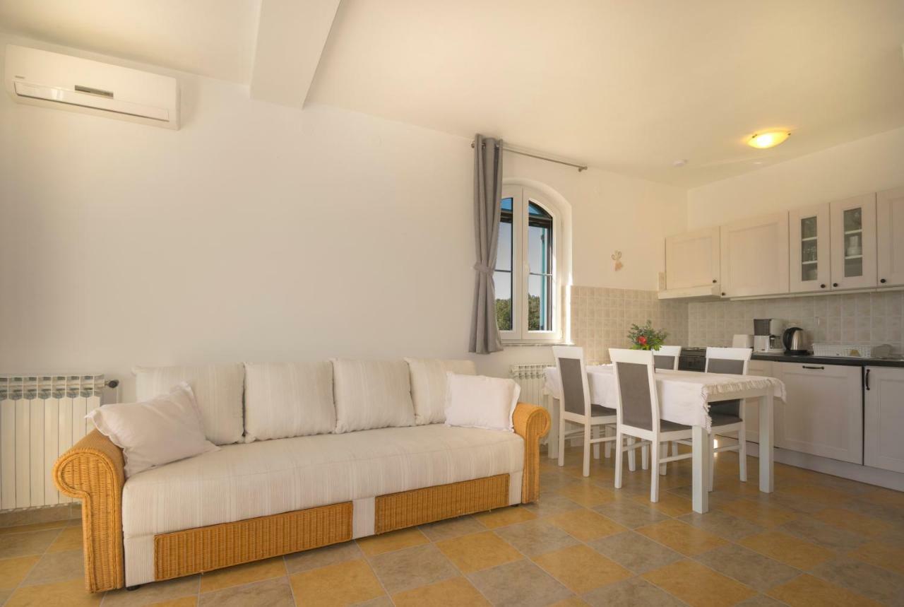 Apartman Mendula Premantura Εξωτερικό φωτογραφία